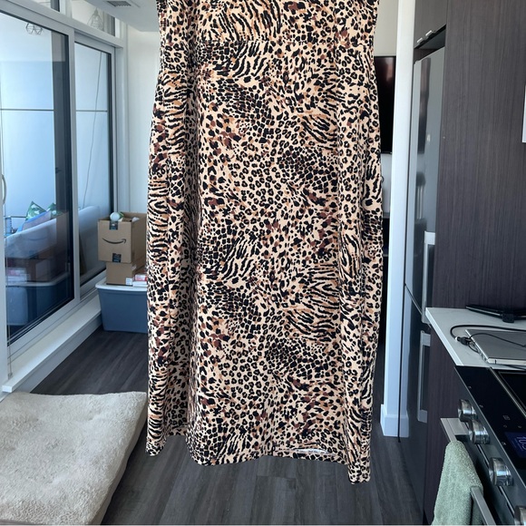 (NWOT) No Boundaries Leopard Print Women’s BodyCon Dress - Picture 5 of 5